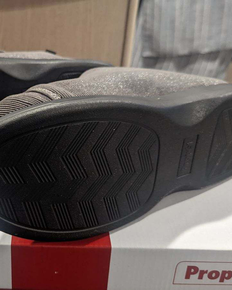 Men's Propet Shoes (Size 14) - Image 2