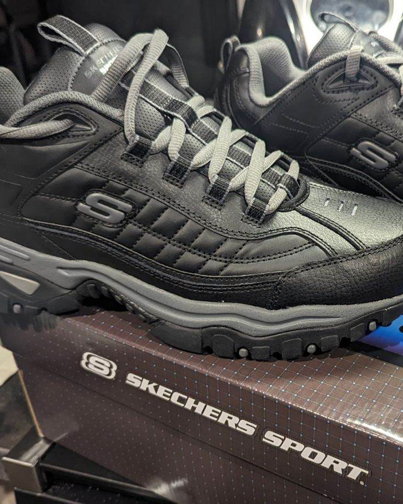 Men's Sketchers Sport Shoes (Size 12)