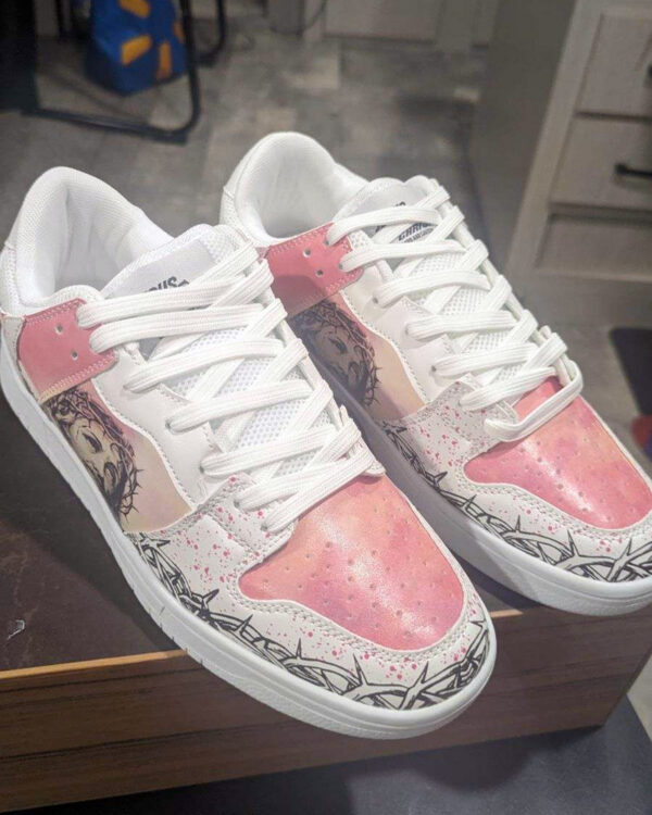 Men's Kito Wares Passion of Christ Dunk Shoes (Sizes: 9 & 10)