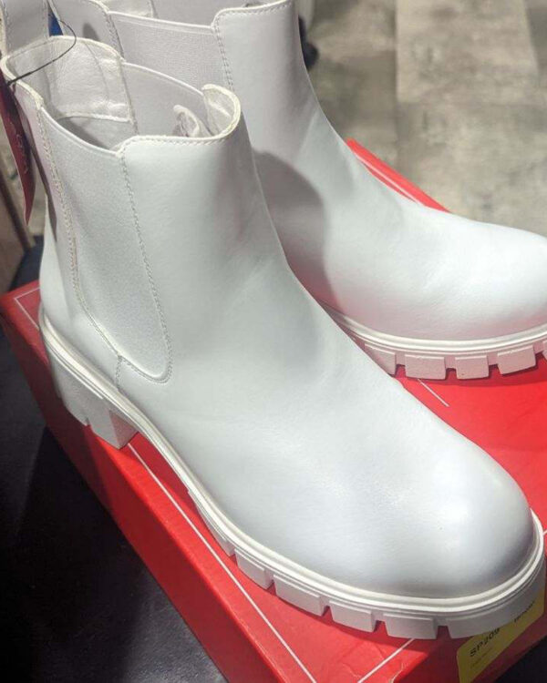 Women's White Jeossy Boots (Size 9W) - Image 2